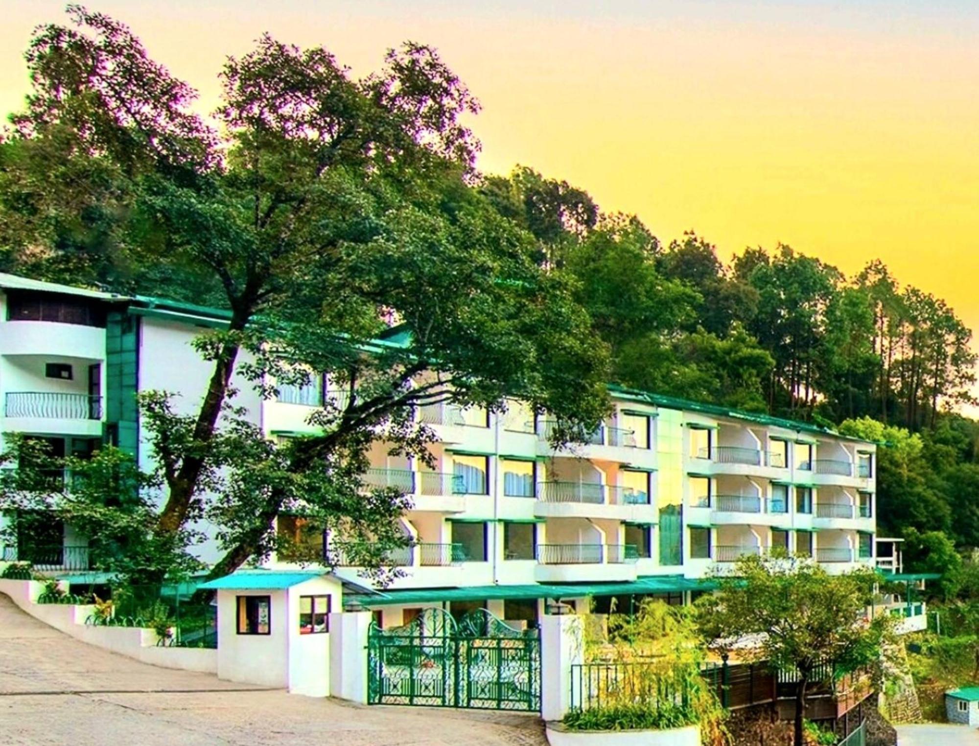 Sterling Nainital Hotel Buitenkant foto