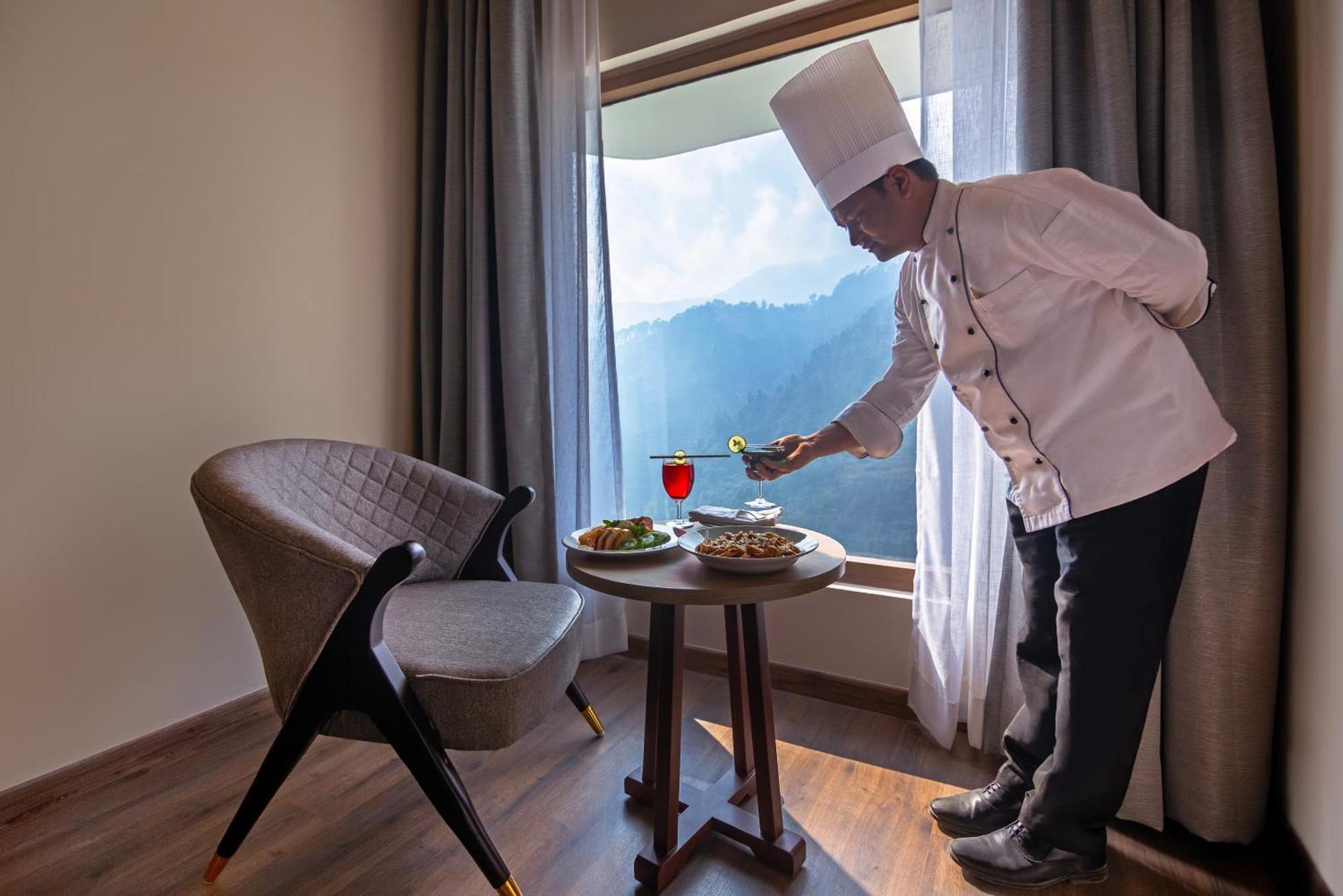 Sterling Nainital Hotel Buitenkant foto