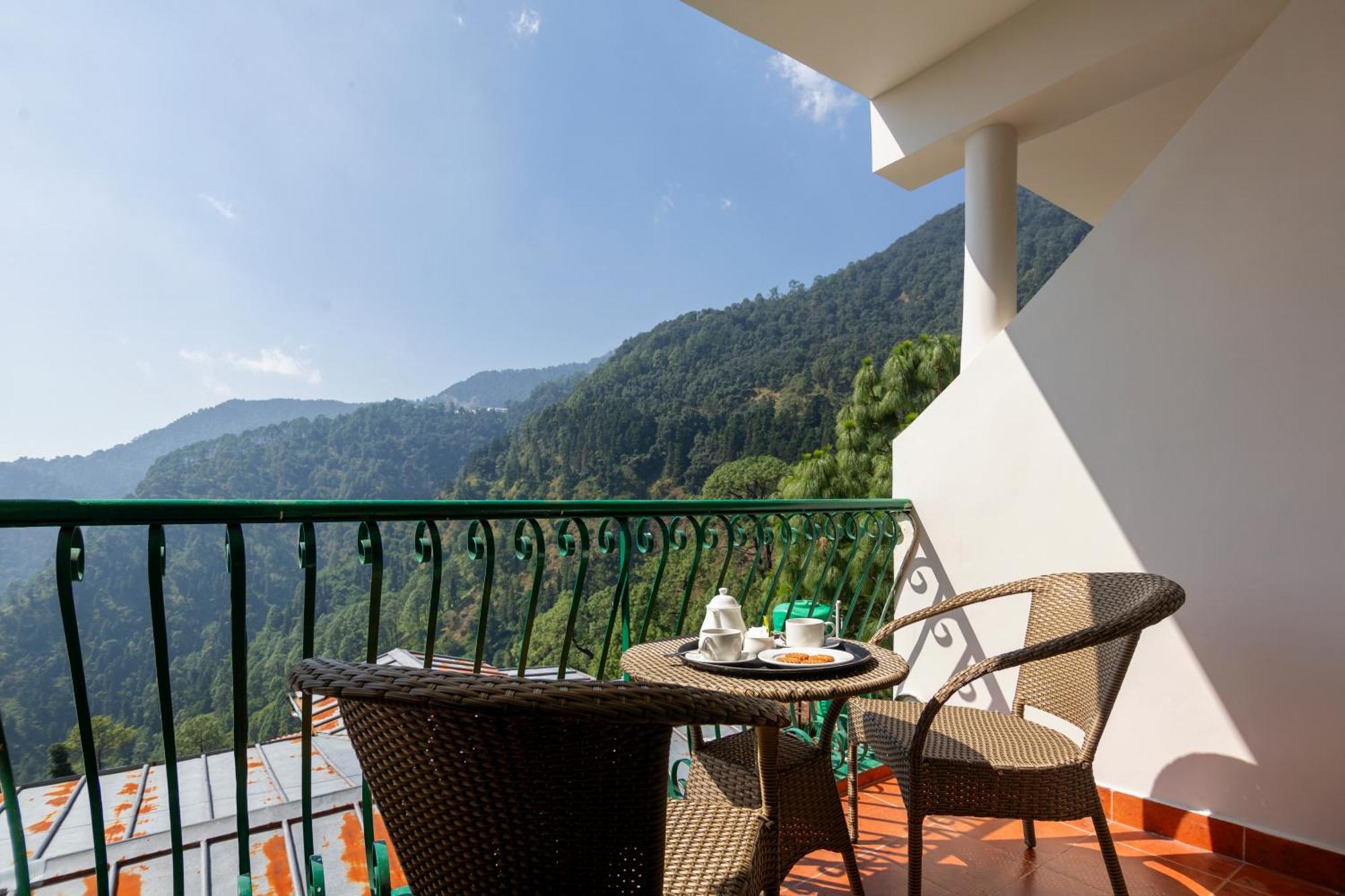 Sterling Nainital Hotel Buitenkant foto