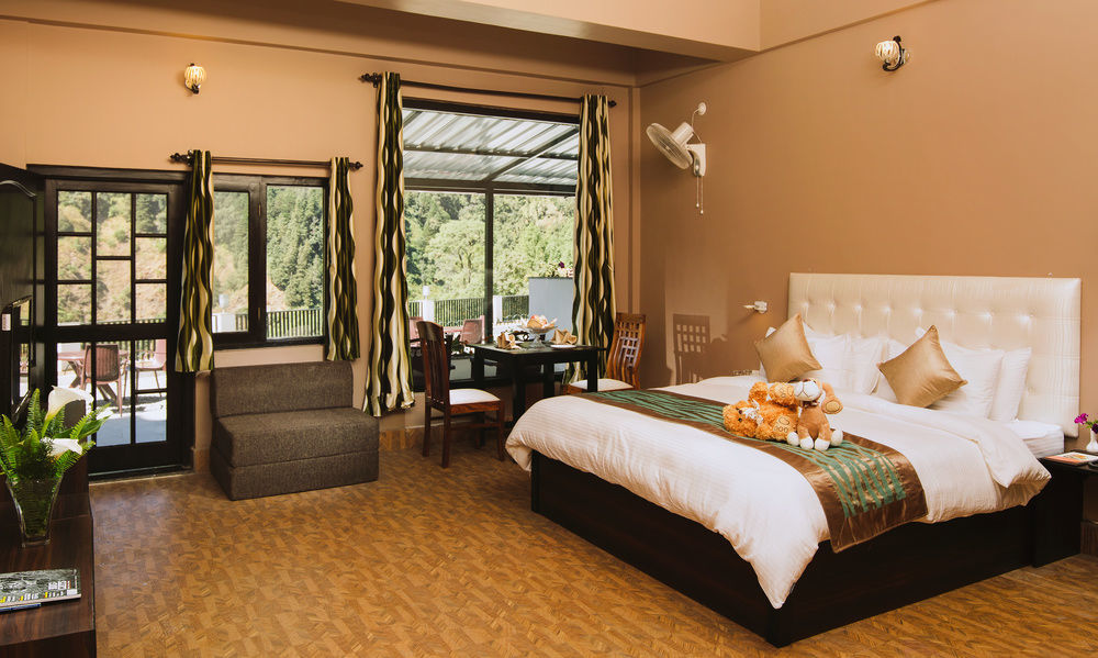Sterling Nainital Hotel Buitenkant foto